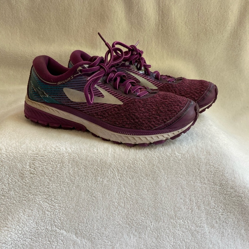 Brooks ghost 10 running sneakers